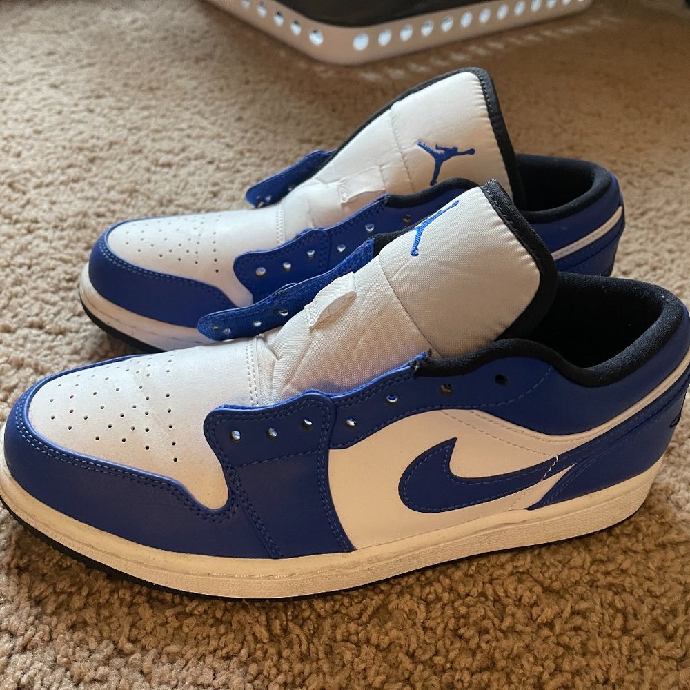JORDAN 1 LOWS "GAME ROYALS"